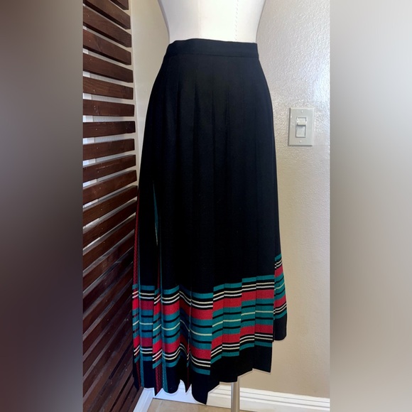 Vintage 1980s 80s Pendleton Wool Black Red Plaid High Waist Long Pleated Skirt 8 - Picture 7 of 8